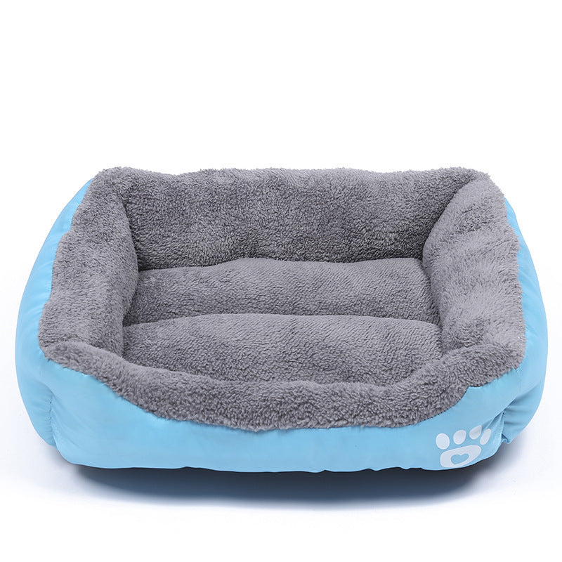 New, soft, and cozy fleece pet bed. Waterproof bottom. Suitable for small, medium & large pets. Keeps pets warm. - Tech genius & freaks