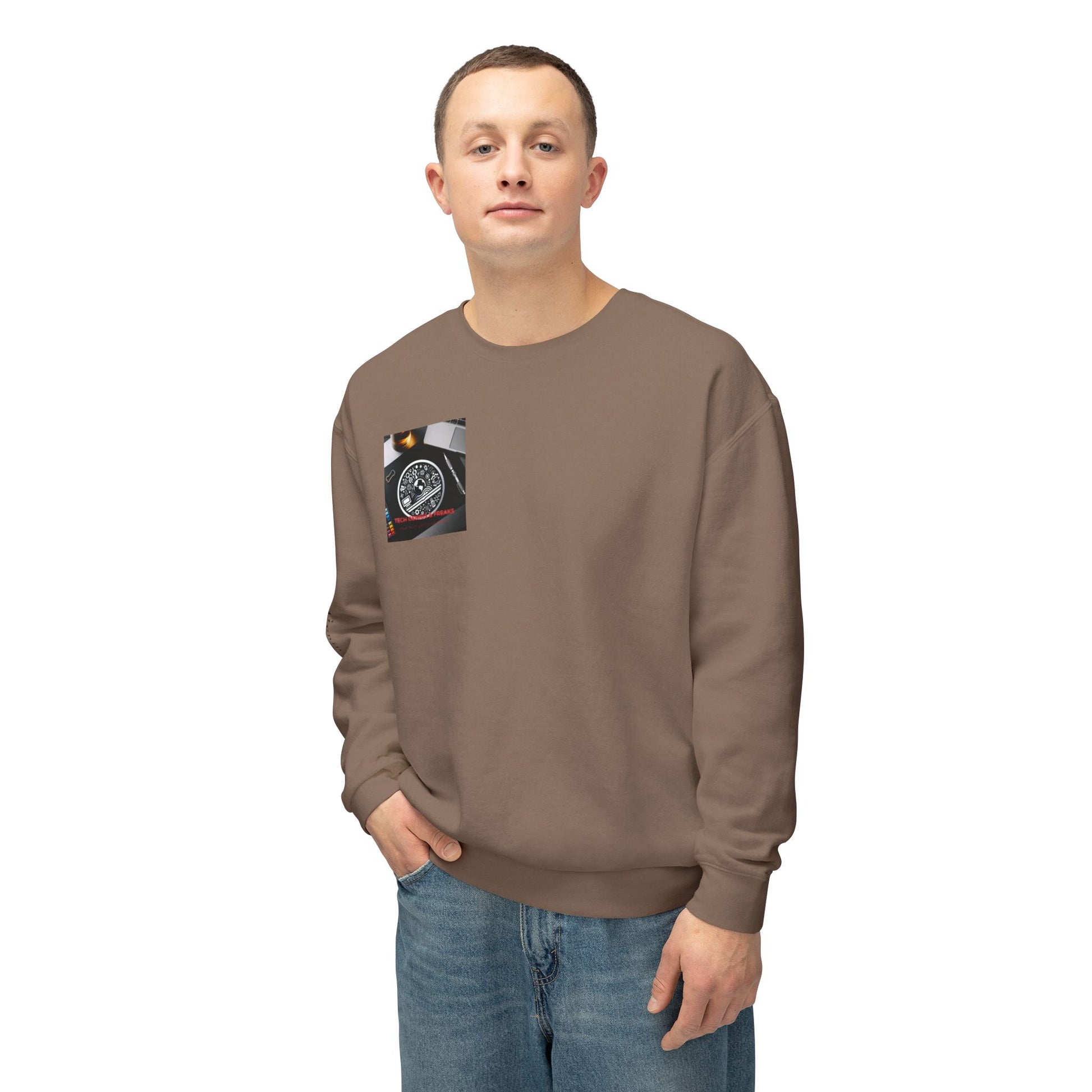 Unisex Lightweight Crewneck Sweatshirt - Tech genius & freaks