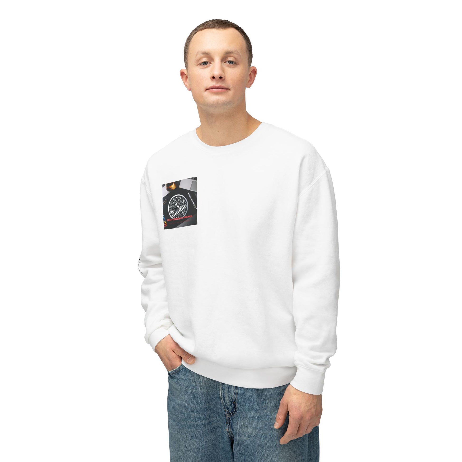 Unisex Lightweight Crewneck Sweatshirt - Tech genius & freaks