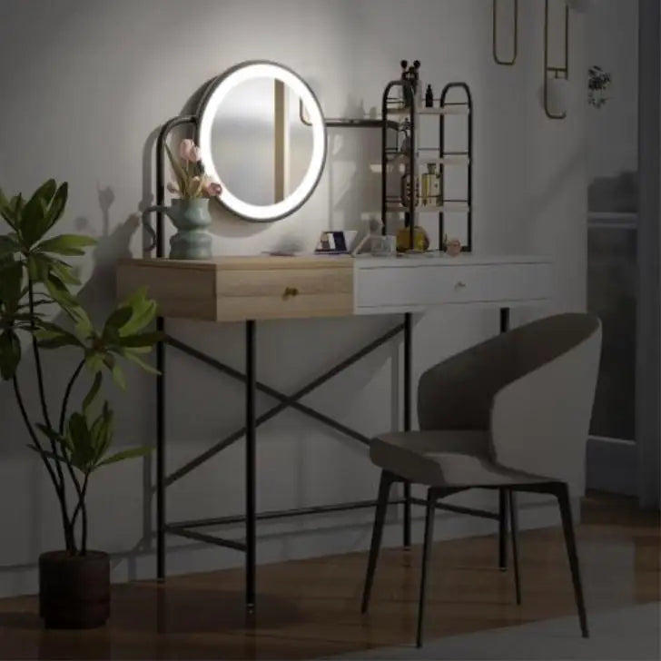 Illuminated Makeup Vanity with Wireless Charging - Tech genius & freaks