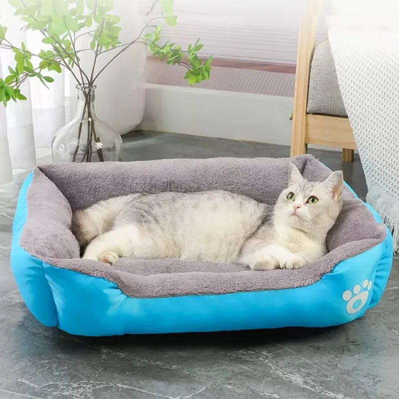 New, soft, and cozy fleece pet bed. Waterproof bottom. Suitable for small, medium & large pets. Keeps pets warm. - Tech genius & freaks