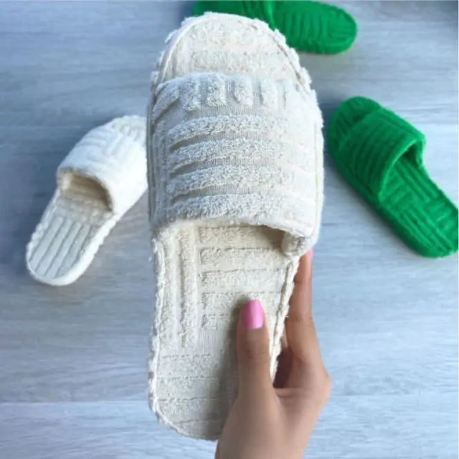 Ladies' Plush Casual Slippers - Tech genius & freaks