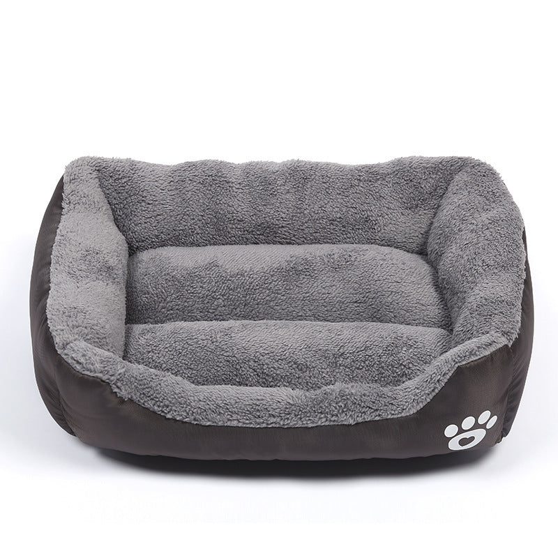 New, soft, and cozy fleece pet bed. Waterproof bottom. Suitable for small, medium & large pets. Keeps pets warm. - Tech genius & freaks