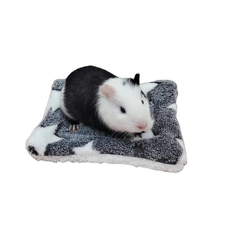 Guinea Pig Hamster Warm Mats Bed Hamster Sleep Pad Squirrel Hedgehog Soft Cushion Rabbit Chinchilla Bed Mat House Nest - Tech genius & freaks