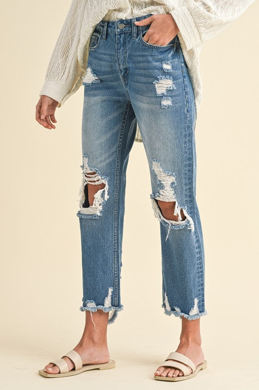 Annie Wear Vintage Distressed Cropped Jeans - Tech genius & freaks